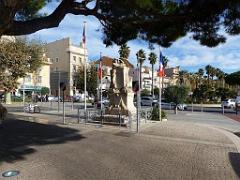 183 D16 BANDOL-1_000010